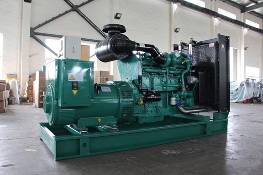 喜德320kw康明斯柴油发电车出租